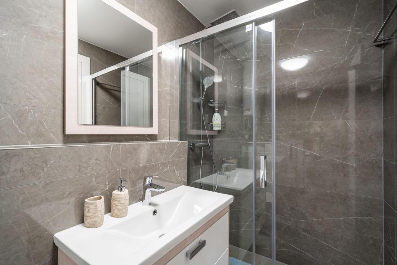 Unique Treasure Apartment Дубровник Екстер'єр фото